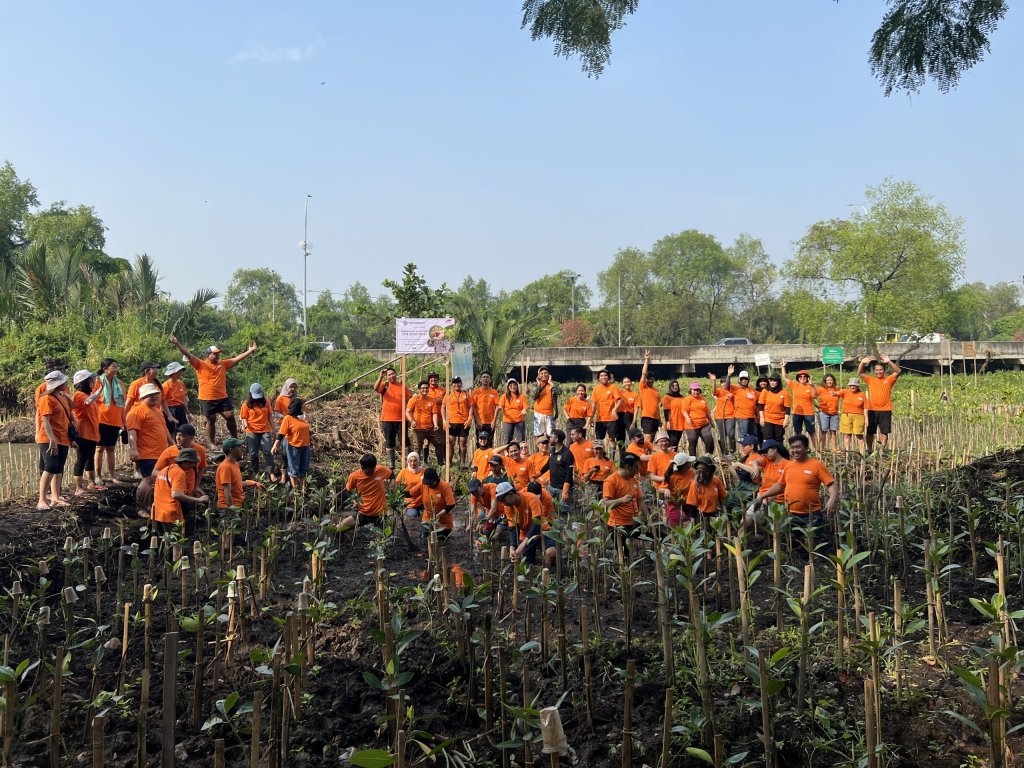 Karyawan PT Federal International Finance (FIFGROUP)
