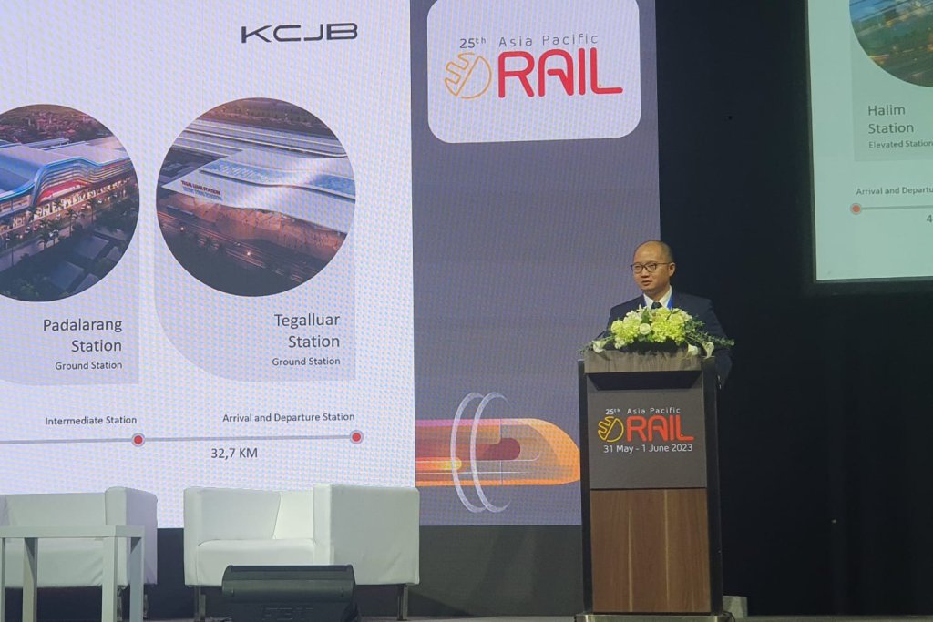 KCIC Pamerkan Kereta Api Cepat Pertama di Asia Tenggara,Â 
