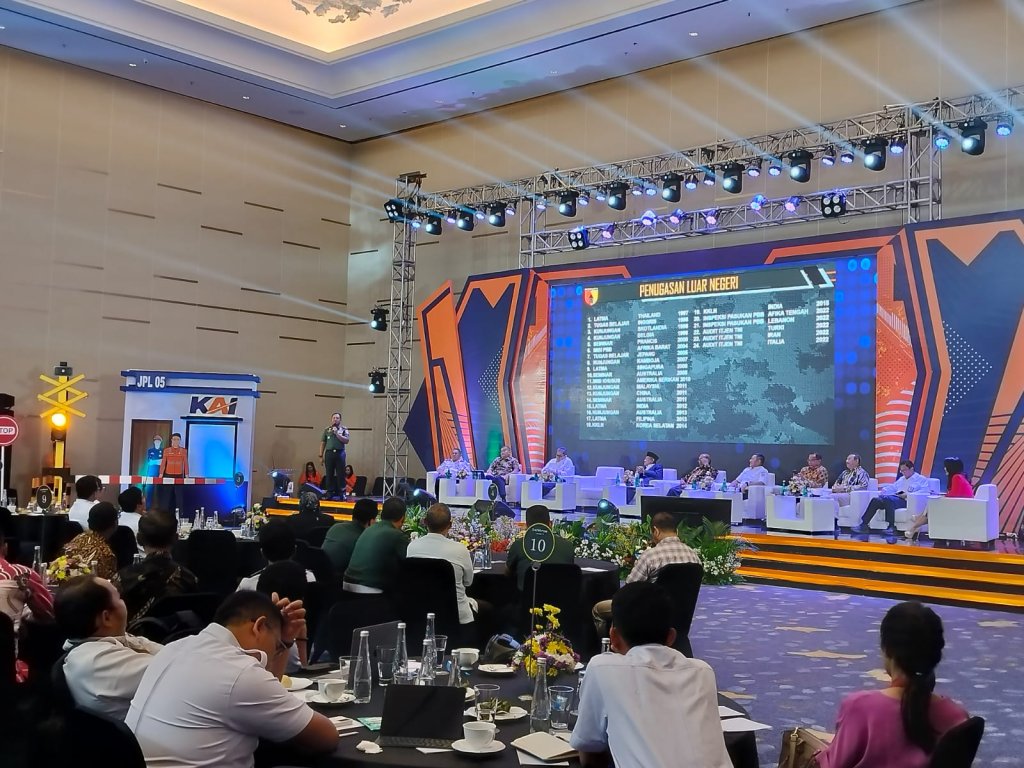 PT Kereta Api Indonesia (Persero) menyelenggarakan seminar