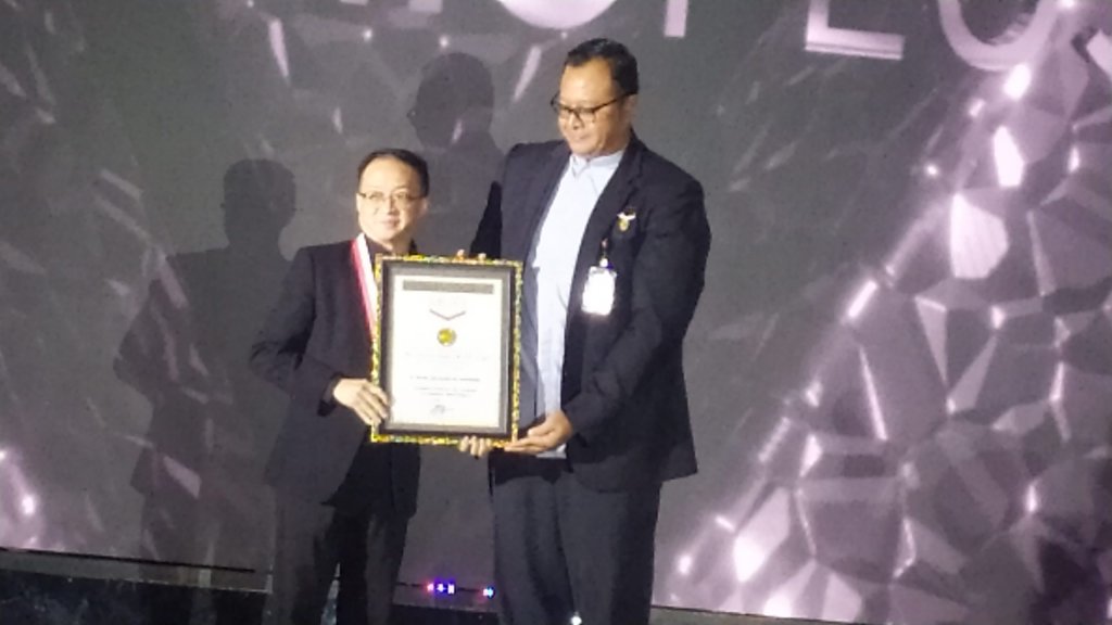 Beauty World Terima Penghargaan dari MURI