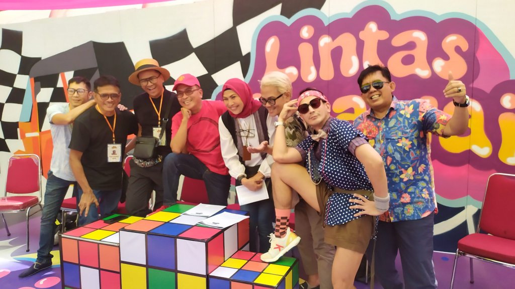 Ngeceng di Lintas Melawai Blok M hadir