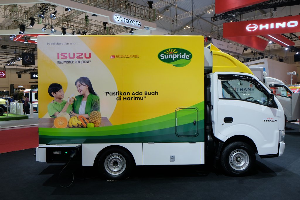 Isuzu Hadirkan Isuzu Traga Fruit Truck