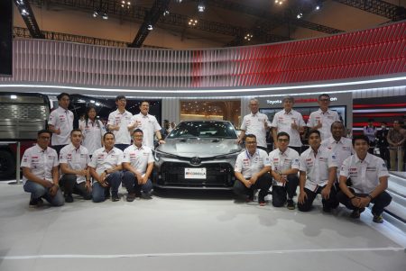 AZOO Racing menghadirkan line-upÂ terbaruÂ 