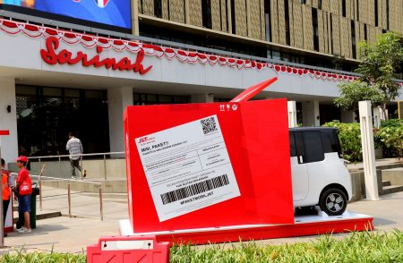 Paket Mobil J&T Dalam Rangka HUT J&T