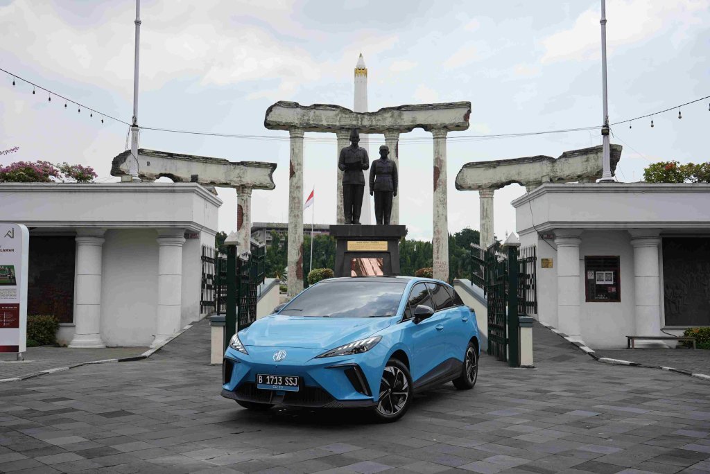 MG 4 EV Jadi Primadona Warga Surabaya