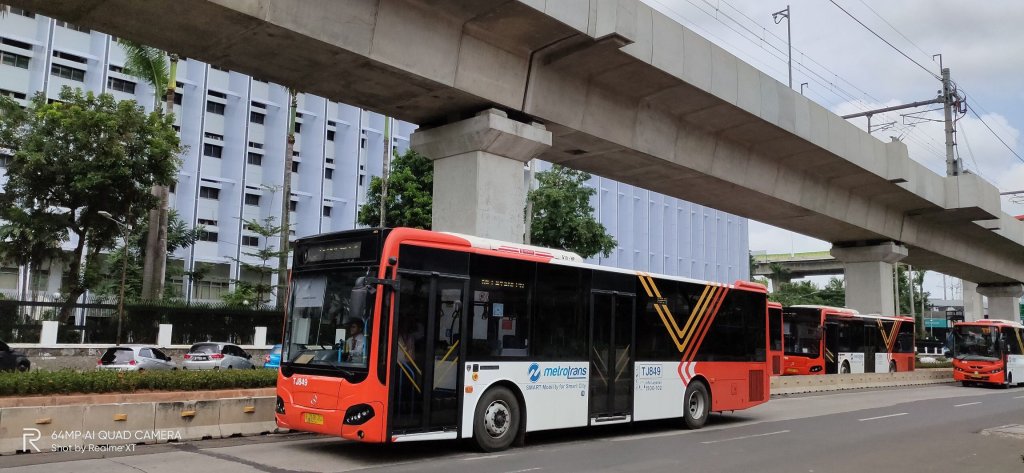Transjakarta Uji Coba Rute Puri Beta