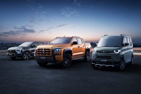 Mitsubishi XFORCE1 bersama New Triton2, New Delica Mini ”“ yang merupakan super height wagon kei-car3 telah memenangkan penghargaan