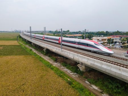 KCICÂ  mengakomodir masyarakat menggunakan