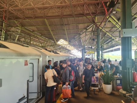 96.000 Tiket KA Nataru Telah Terjual di DAOP