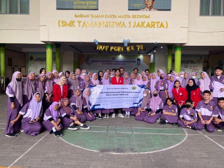 UMB (Universitas Mercu Buana) Program studi Public Relations melakukan kegiatan Kuliah Peduli Negeri (KPN) sosialisasi tentang