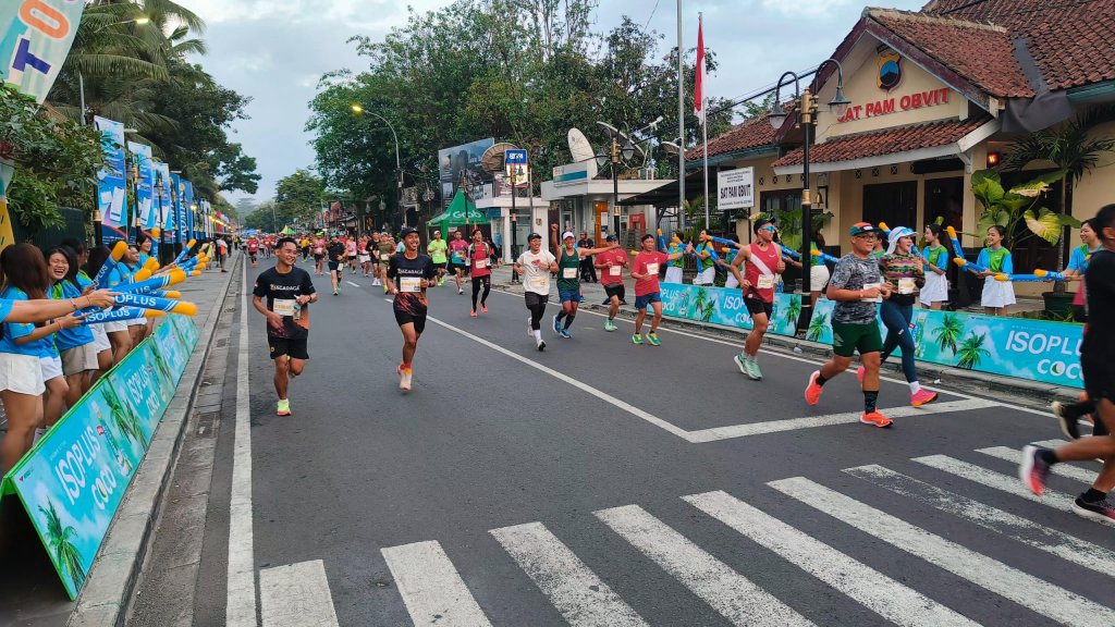ISOPLUS Dukung Borobudur Marathon 2023 hadir
