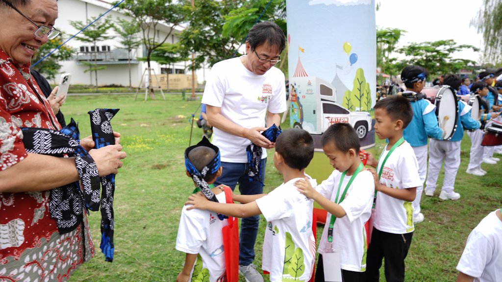 Triton EducarÂ  persembahan dari PT Mitsubishi