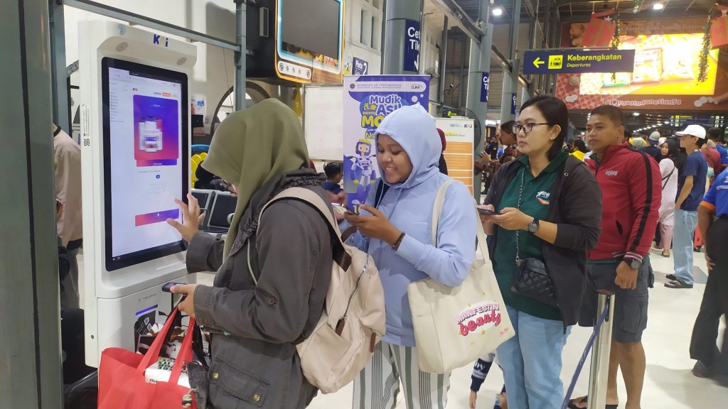 Menjelang Tahun Baru 2024 penumpang Kereta Api Jarak Jauh