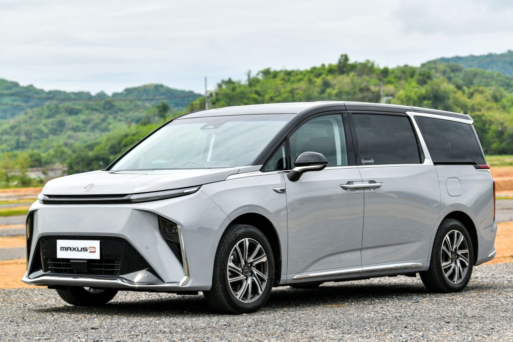 MG ES EV dan Maxus 9 memancarkan sinyal kuat