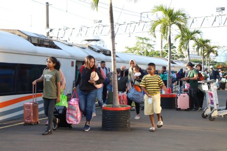 PT Kereta Api Indonesia (Persero) menanggapi isu
