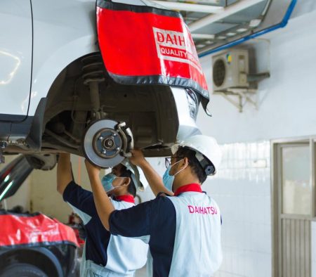 Umumnya, aktivitas liburan menggunakan mobil