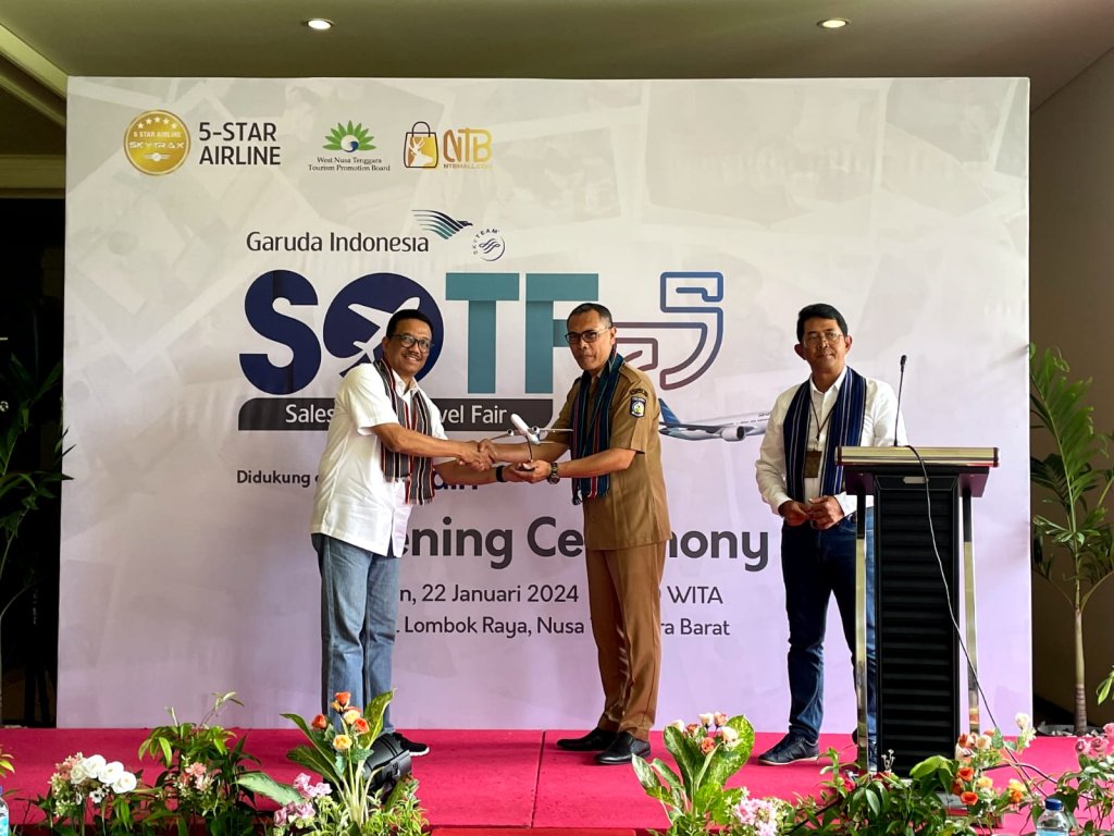 Garuda Indonesia turut menggelar program Sales Office