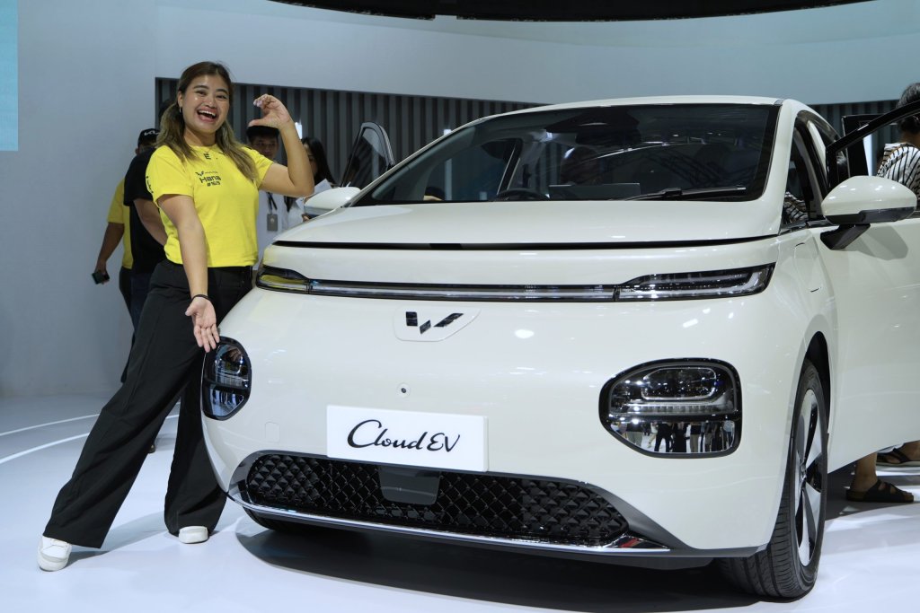 Wuling Motors (Wuling) mengajak lima komunitas resminya