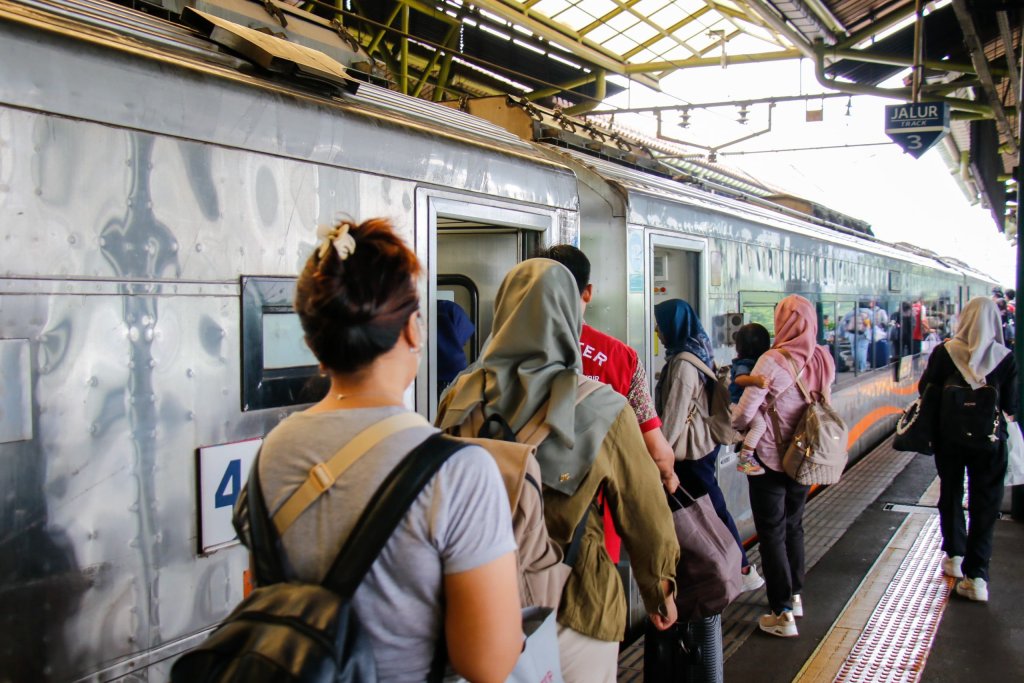 Tiket Mudik Lebaran Kereta Api Jarak Jauh