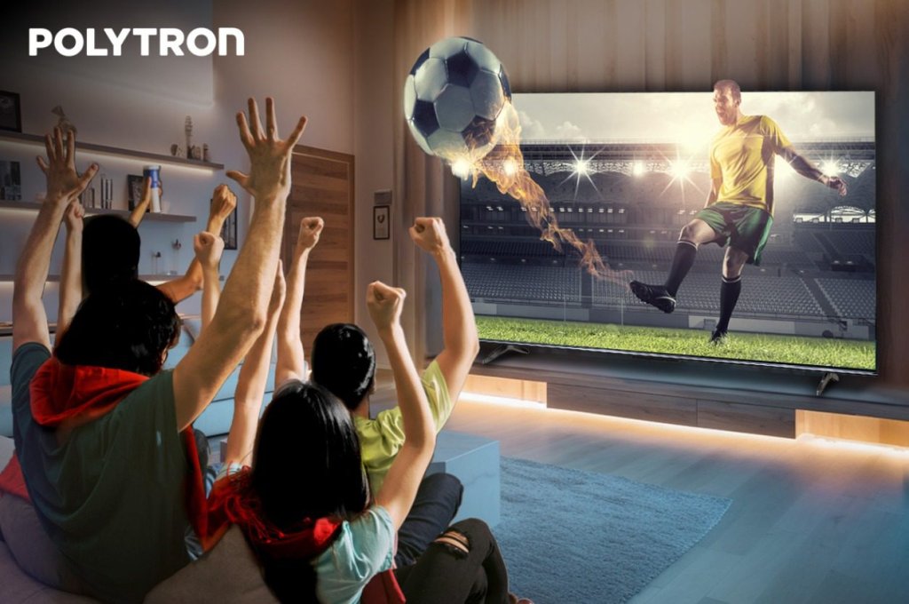 Momen kebersamaan yang dijadikan ajang nonton bareng