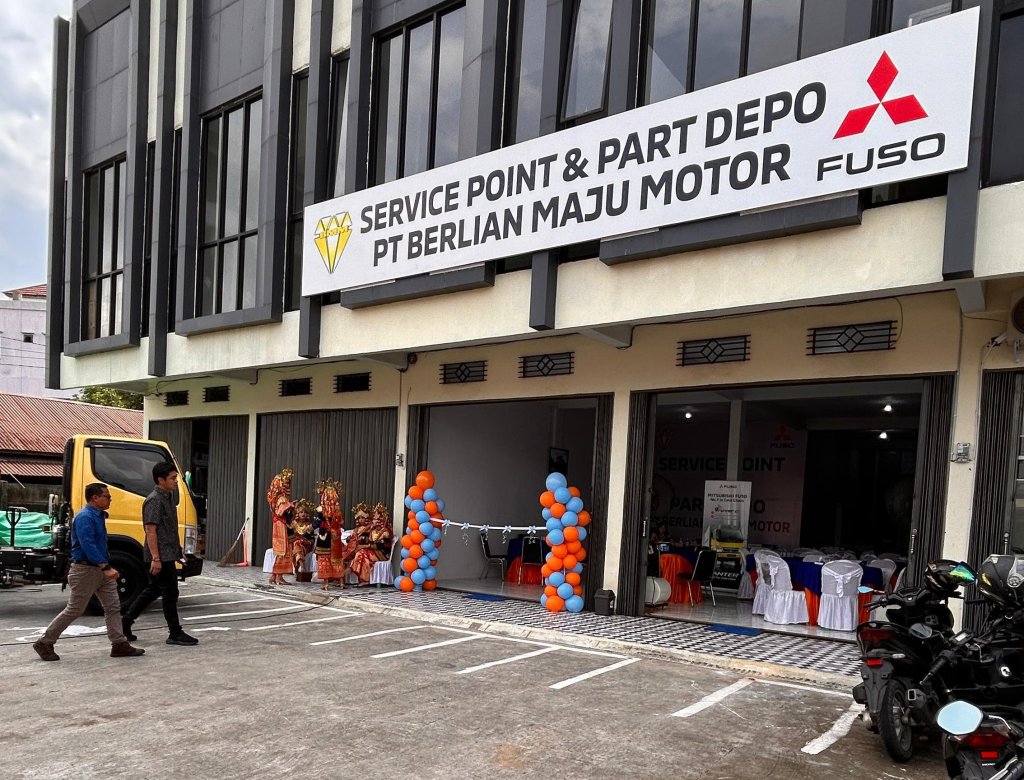 PT Krama Yudha Tiga Berlian Motors (KTB), distributor