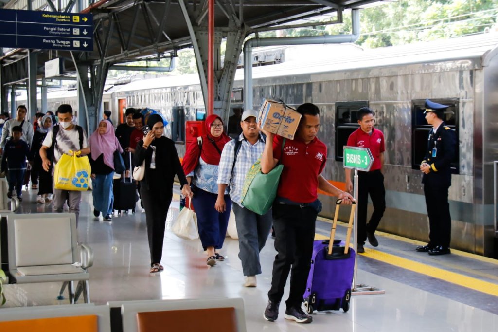 PT KAI Daop 1 Jakarta akan melakukan pengaturan pola operasi