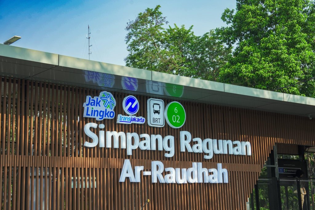 Masjid Ar-Raudhah yang terletak di kawasan