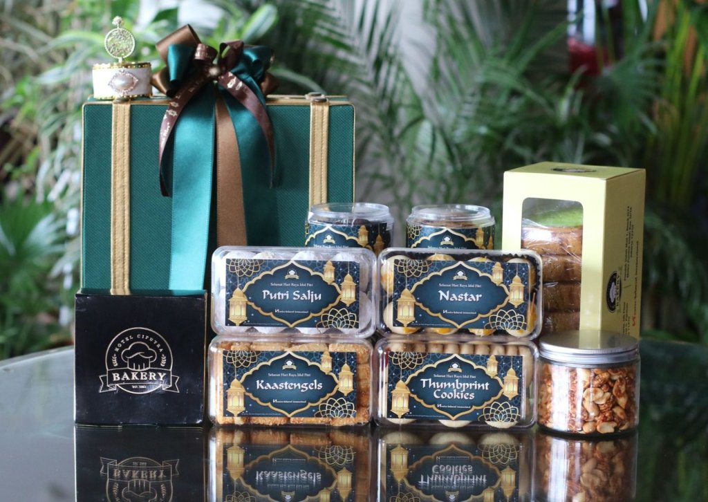 Hotel Ciputra Jakarta menghadirkan dua pilihan hampers
