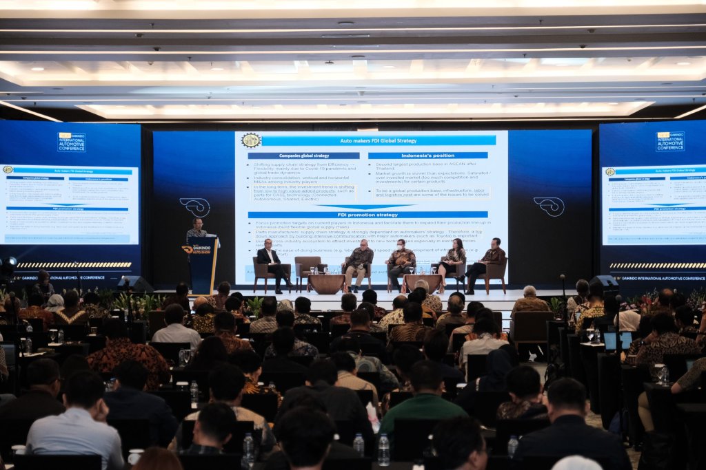Pameran otomotif GAIKINDO Indonesia International Auto Show