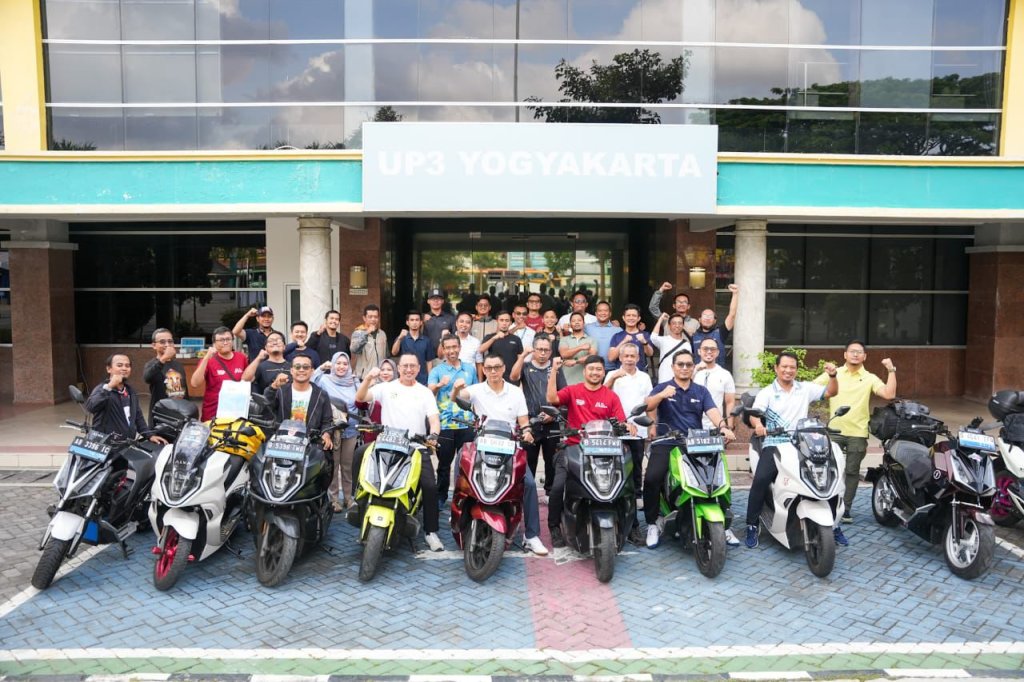 ALVA Owners Club (AOC) melakukan turing perjalanan