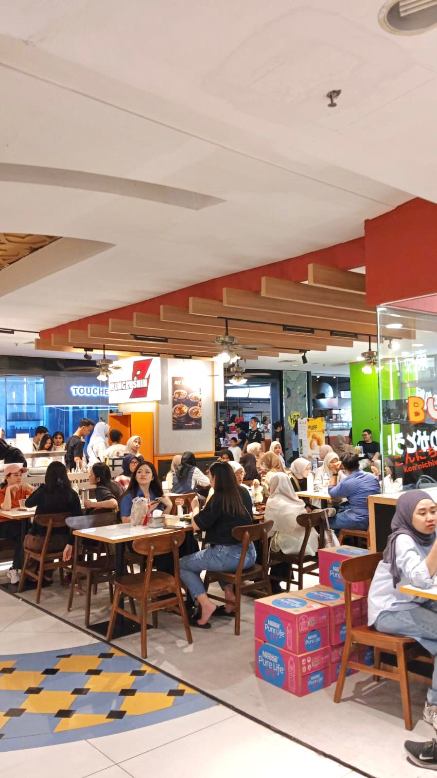 Bagi warga Jakarta siapa yang gak tau Pasaraya Blok M