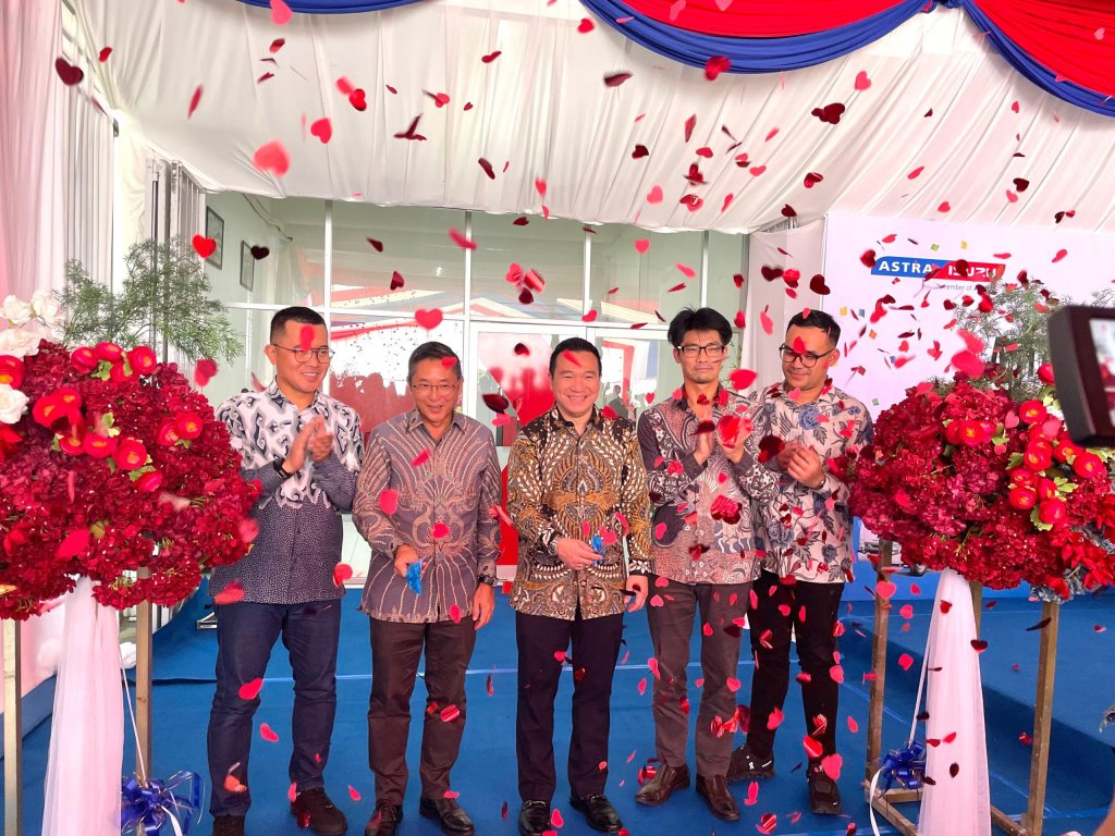 PT Astra Isuzu Motor Indonesia (IAMI) meresmikan Astra Isuzu