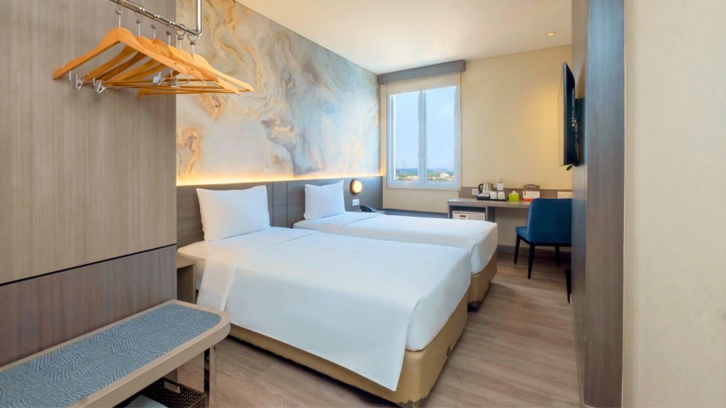 Zest Hotel Jemursari Surabaya, bagian dari jaringan internasional