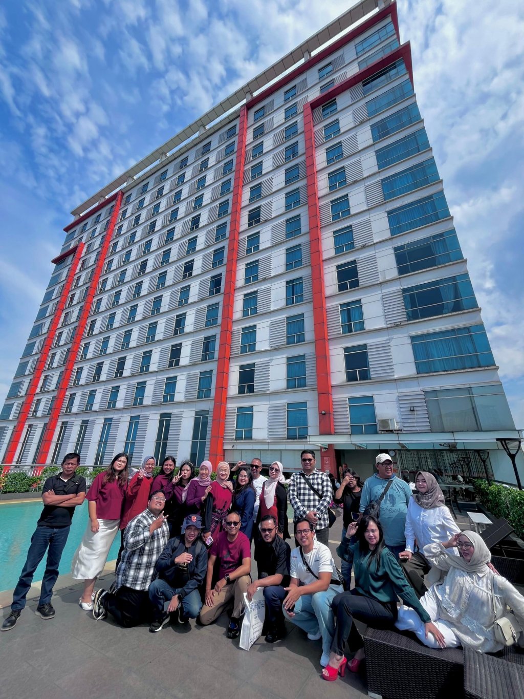 HARRIS Bekasi menggelar acara Media & Digital