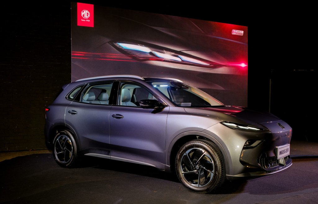 Morris Garages Motor Indonesia (MG) resmi memperkenalkan MGS5 EV